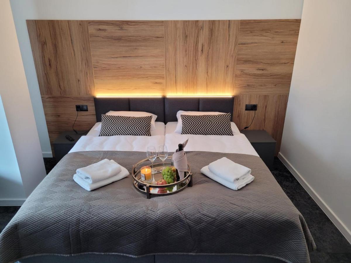Bed and Breakfast Good Sleep Kolonowskie Экстерьер фото